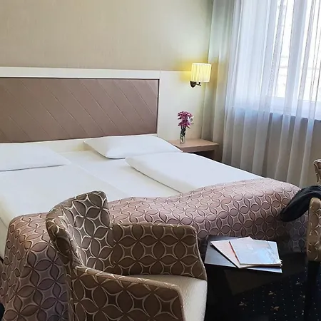 Atlas Halle Halle (Saale)