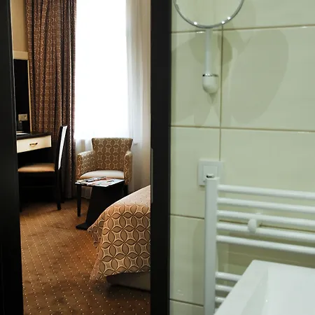 Atlas Halle 3* Halle (Saale)