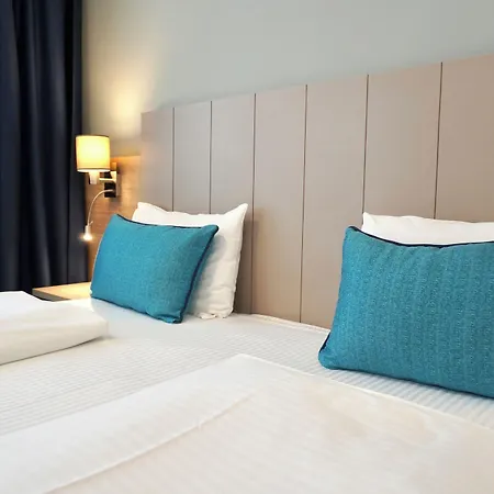 Atlas Halle Hotel 3*