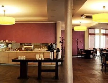 阿特拉斯海勒酒店