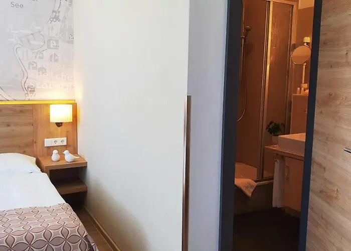 アトラス ホテル