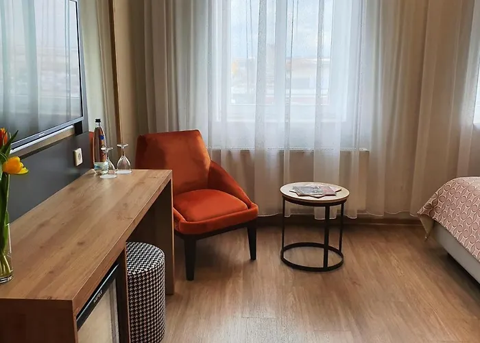 アトラス ホテル