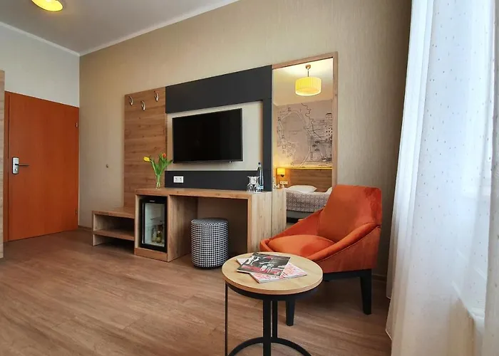 アトラス ホテル ハレ