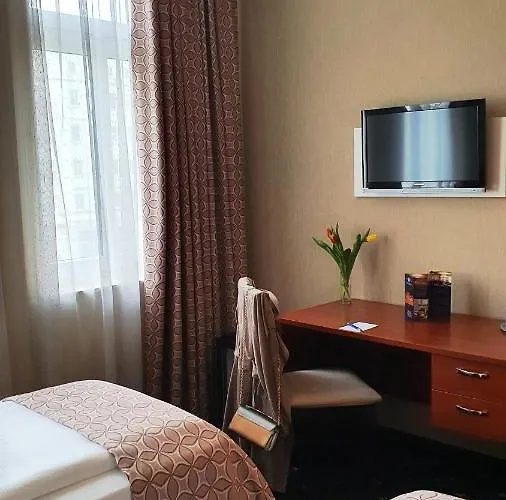 Atlas Halle Галль