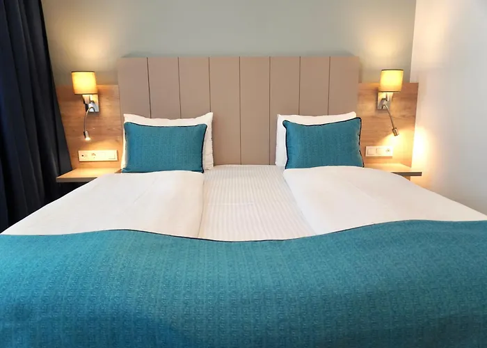 Atlas Halle Галль