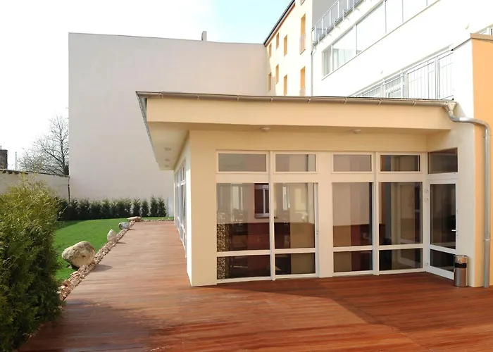 Hotel Atlas Halle 3*